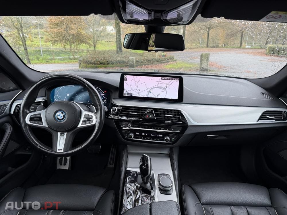 BMW 530 e Pack Desportivo M