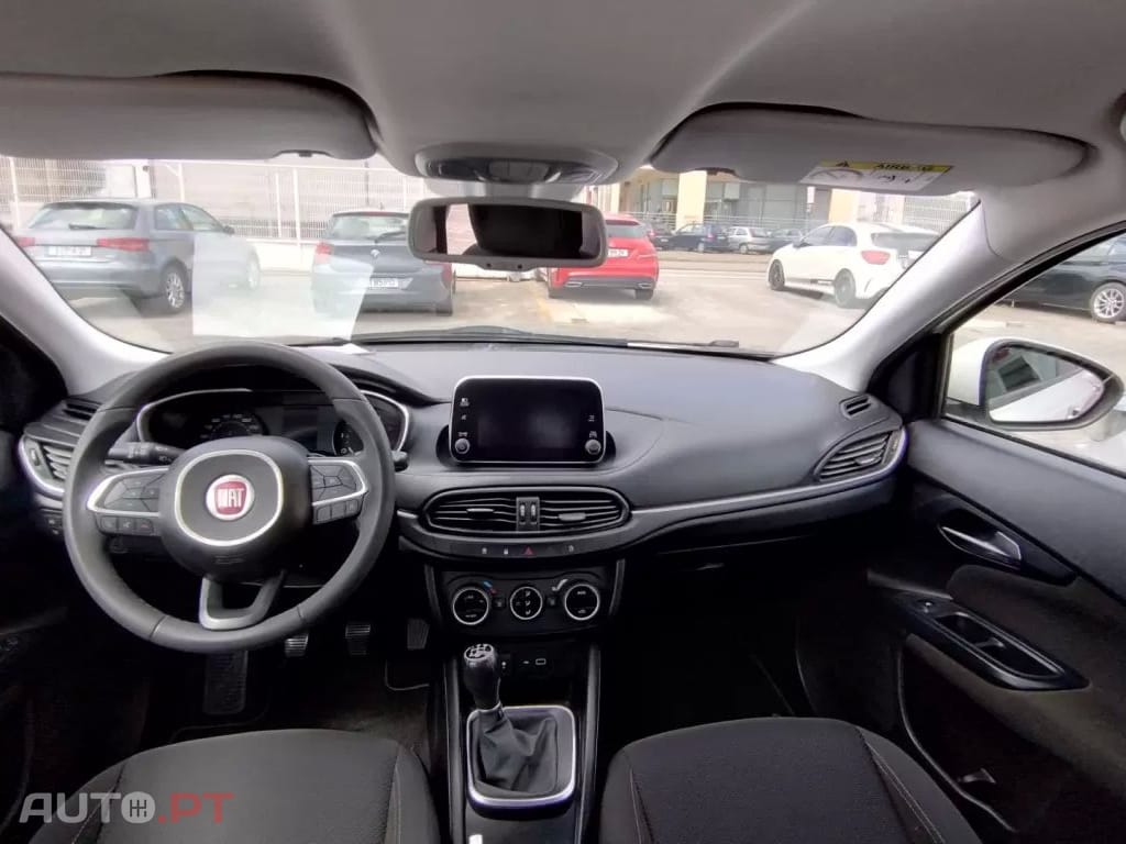 Fiat Tipo 1.3 M-Jet Lounge