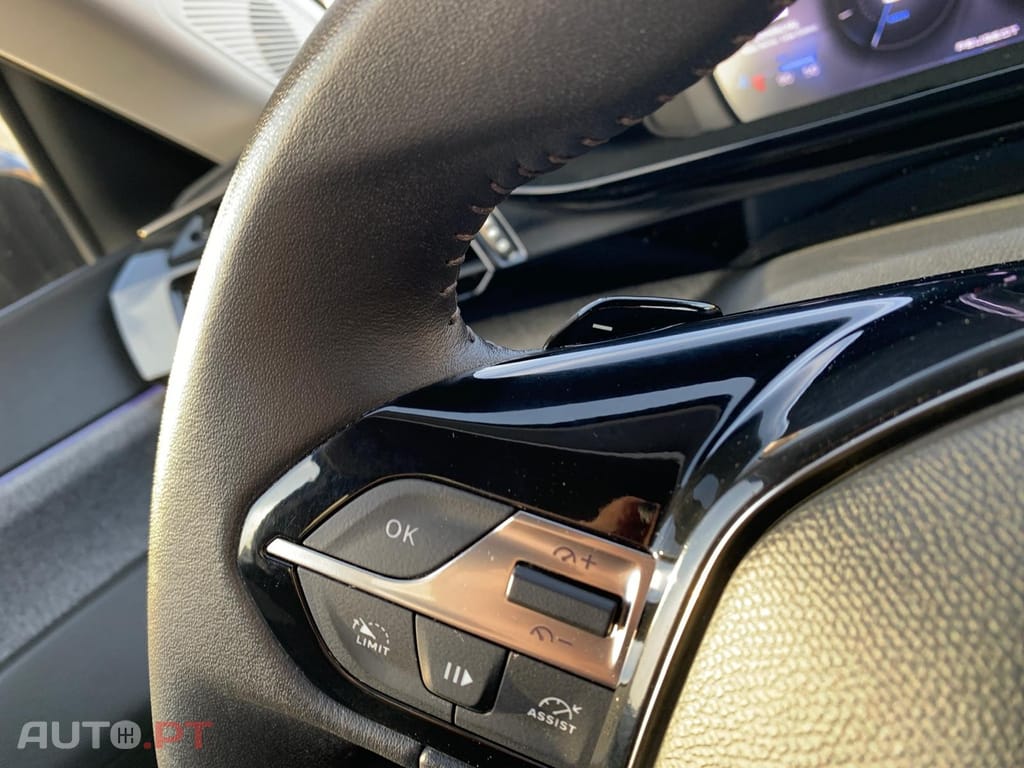 Peugeot 308 1.5 BlueHDi Allure EAT8