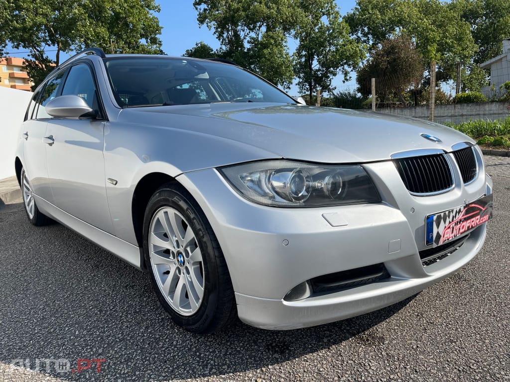 BMW 318 d Touring Navigation Sport