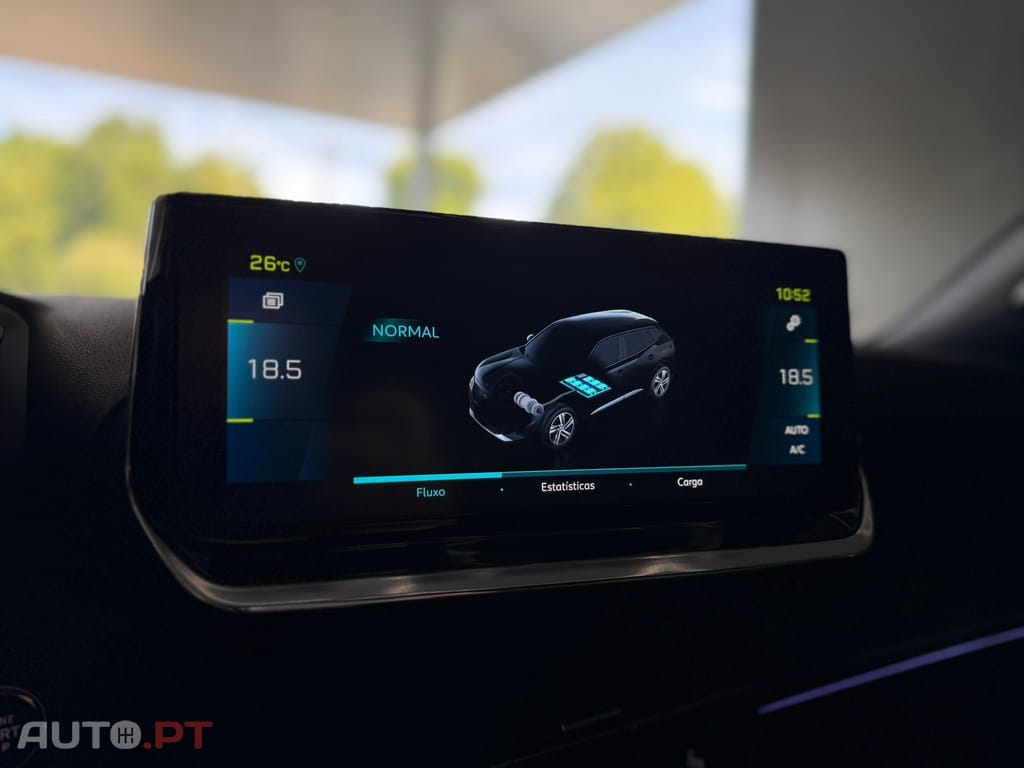 Peugeot E-2008 50 kWh GT