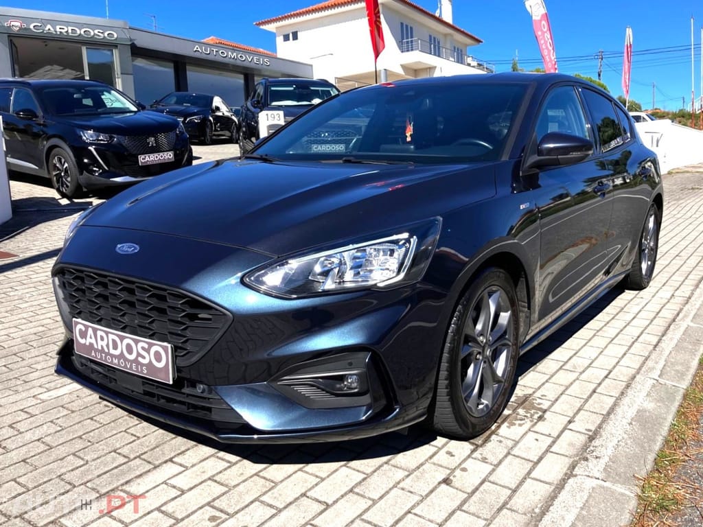 Ford Focus 1.0 EcoBoost Hybrid ST-LINE