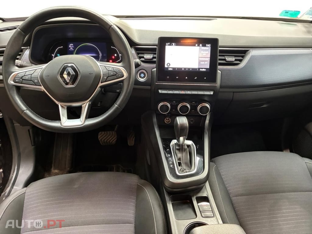 Renault Arkana 1.6 E-Tech Business