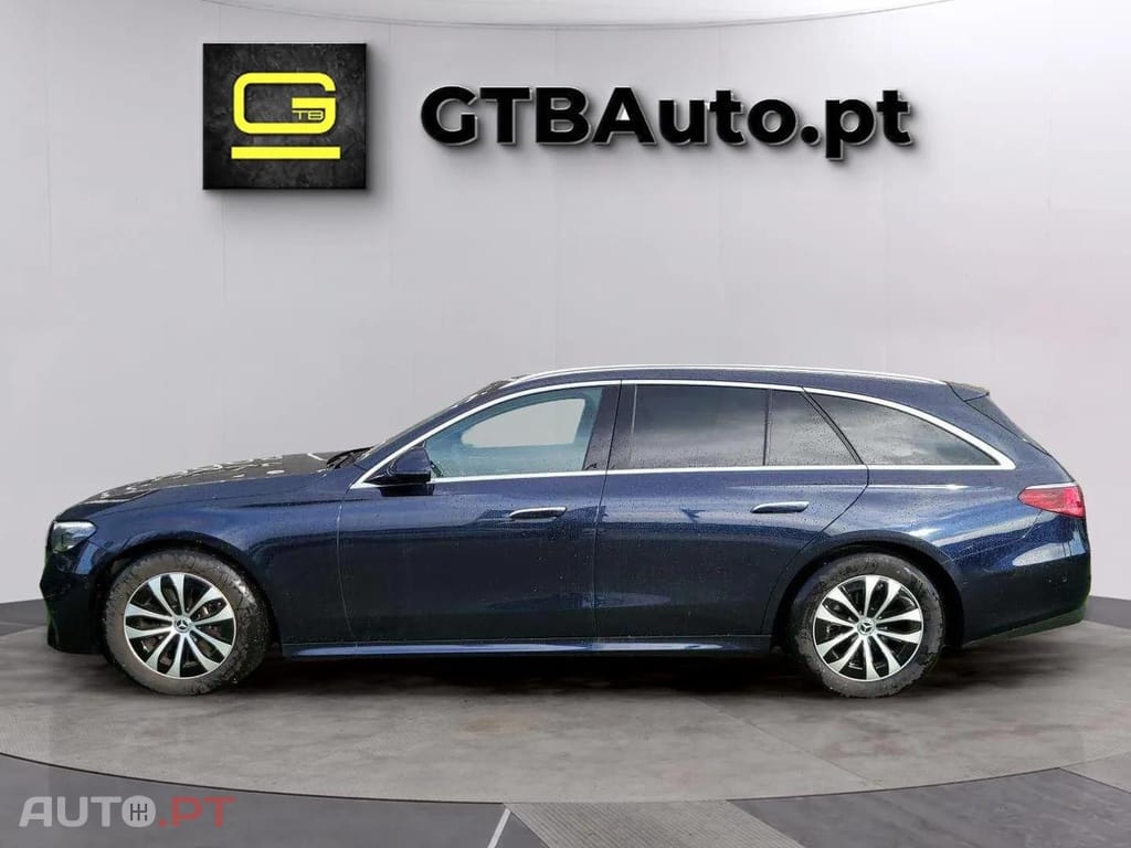 Mercedes-Benz E 220 d Station Avantgarde I.V.A DEDUTÍVEL 