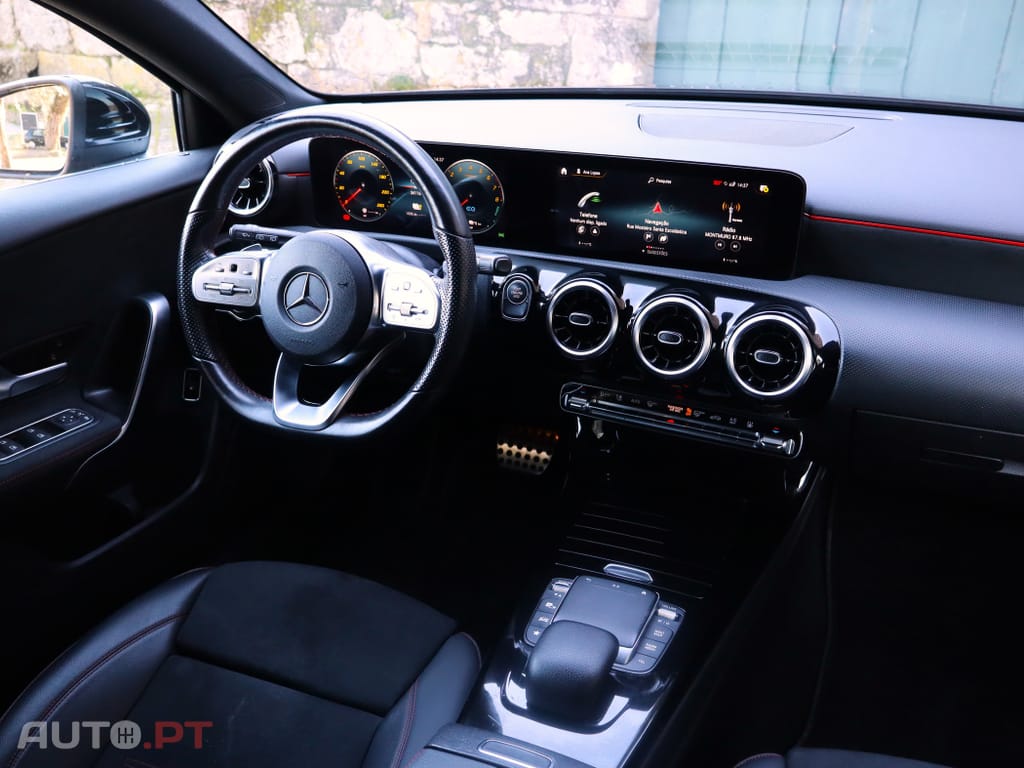 Mercedes-Benz A 250 e AMG Line