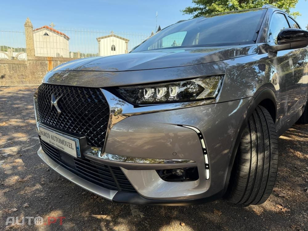 DS DS7 Crossback E-Tense Performance Line EAT8