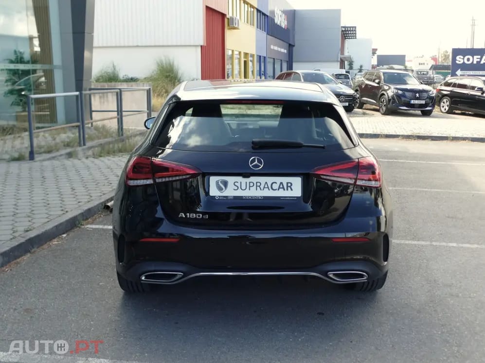 Mercedes-Benz A 180 d AMG Line