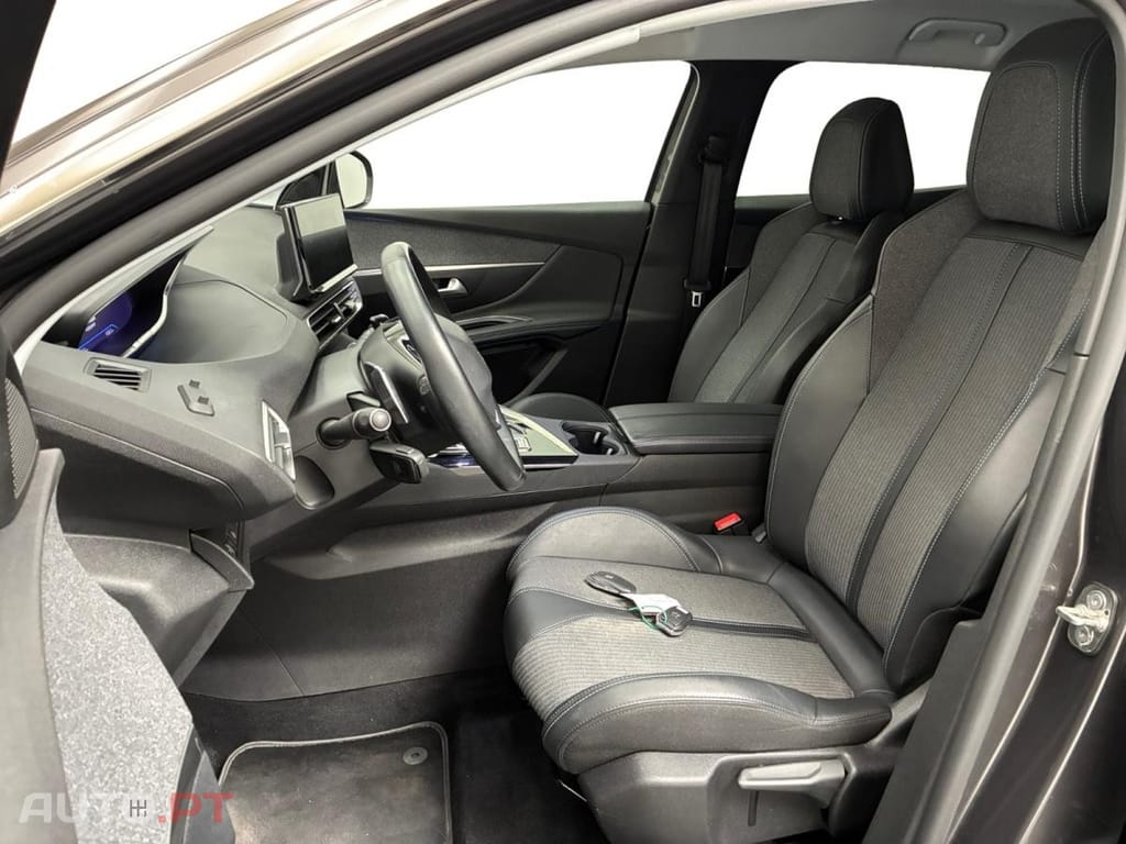 Peugeot 3008 1.6 Hybrid Allure Pack e-EAT8