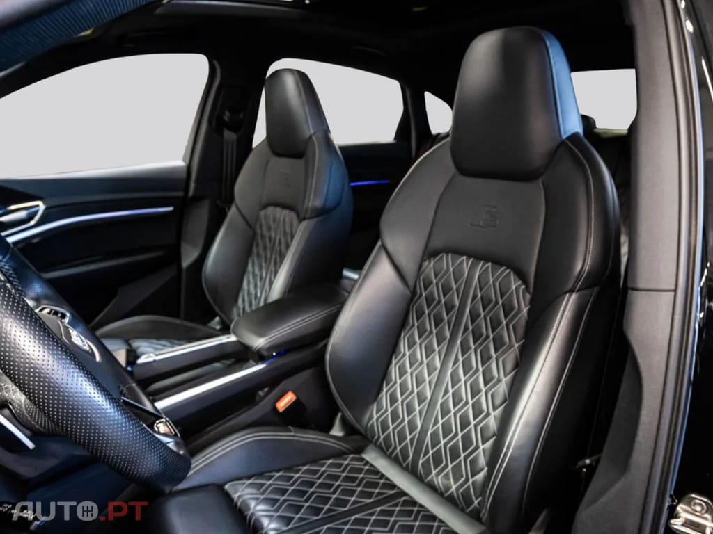 Audi E-Tron I.V.A DEDUTIVEL S BLACK