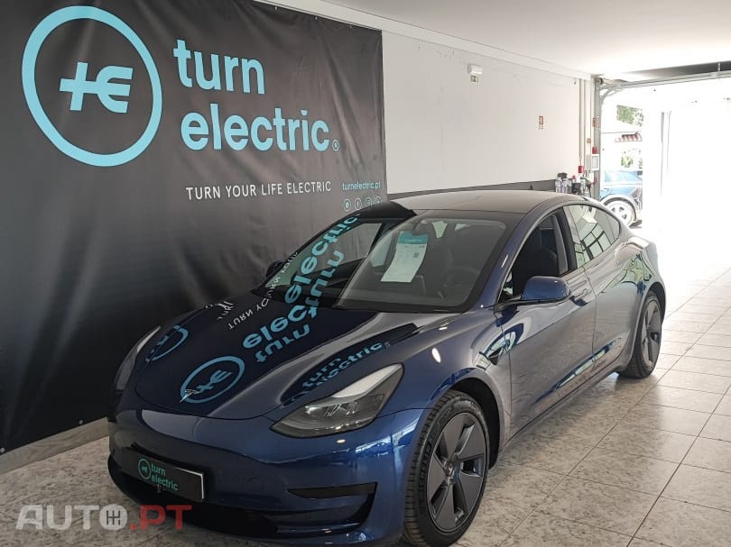 Tesla Model 3 Standard Range Plus RWD