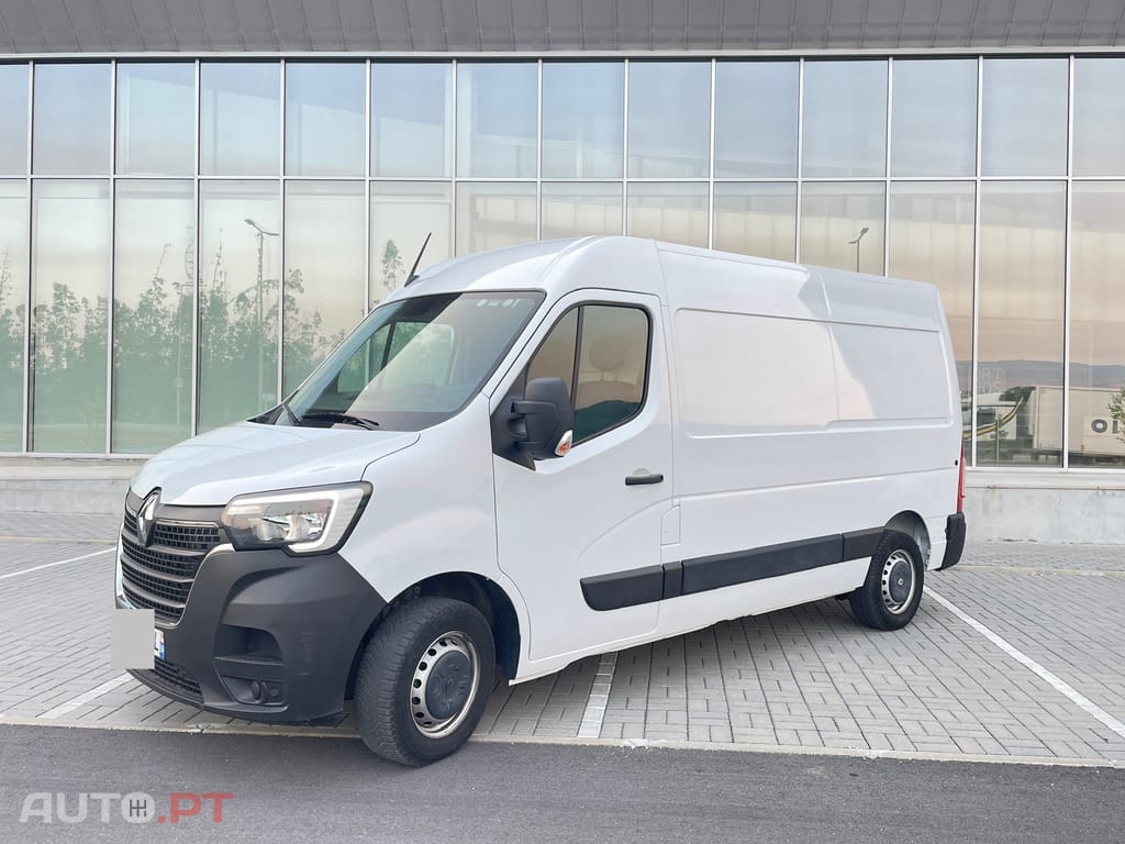 Renault Master 2.3 dCi L2H2 3.3T SS