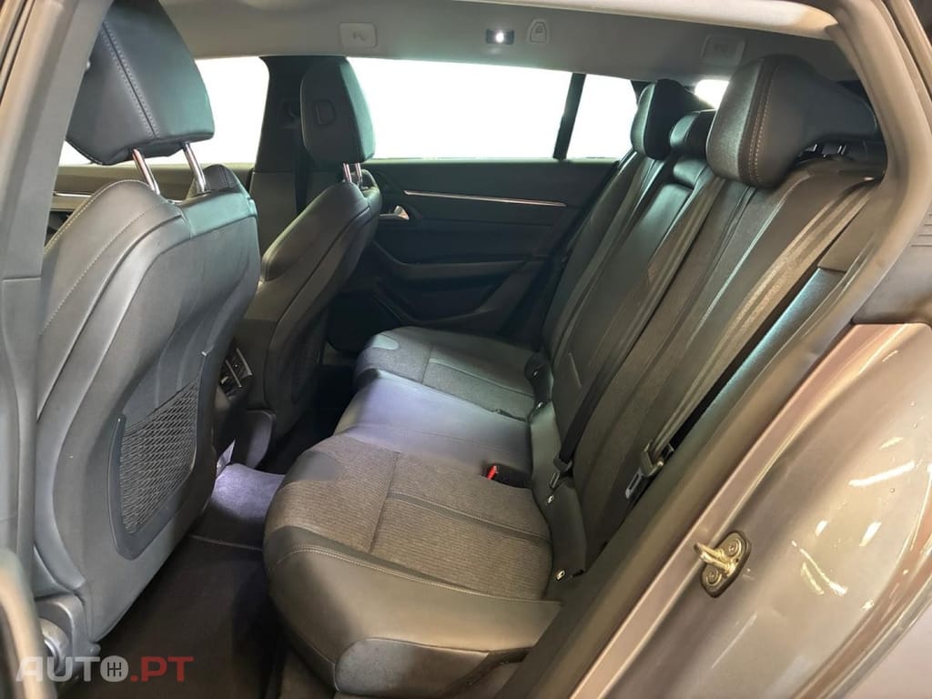 Peugeot 508 SW 1.6 Hybrid Allure Pack e-EAT8
