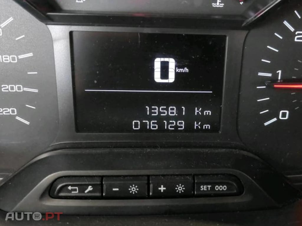 Peugeot Partner Pro Standard 1.5 BlueHDi 3 Lug.  -  IVA Dedutível