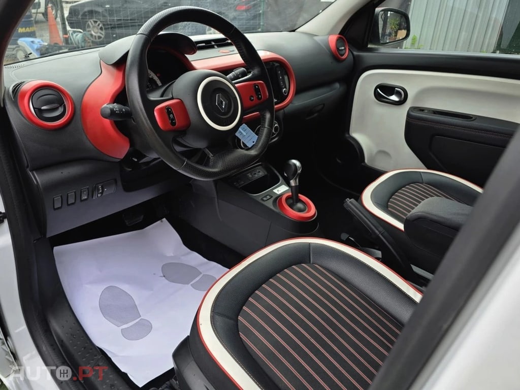 Renault Twingo 0.9 TCe Le Coq Sportif EDC
