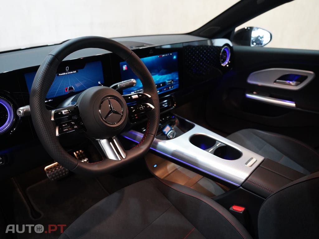 Mercedes-Benz CLA 250 com tecnologia EQ