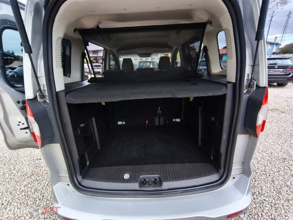Ford Tourneo 1.5 TDCi Titanium