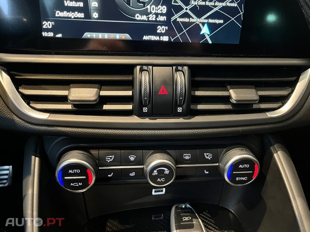 Alfa Romeo Giulia Quadrifoglio bi-turbo 510cv