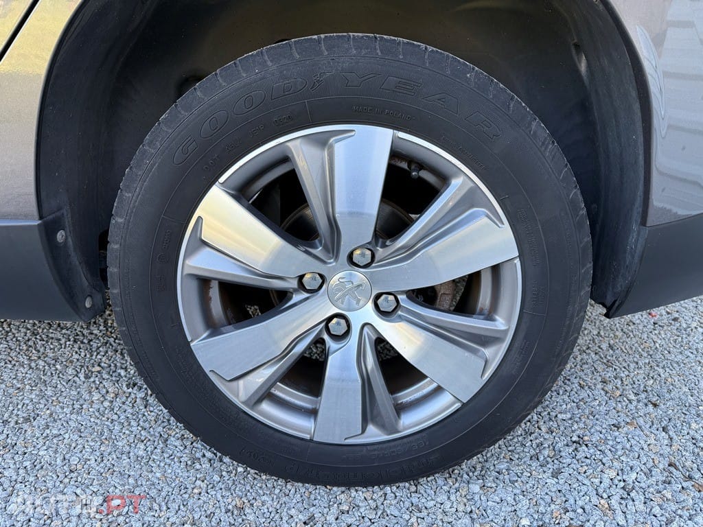 Peugeot 2008 1.2 PureTech Style
