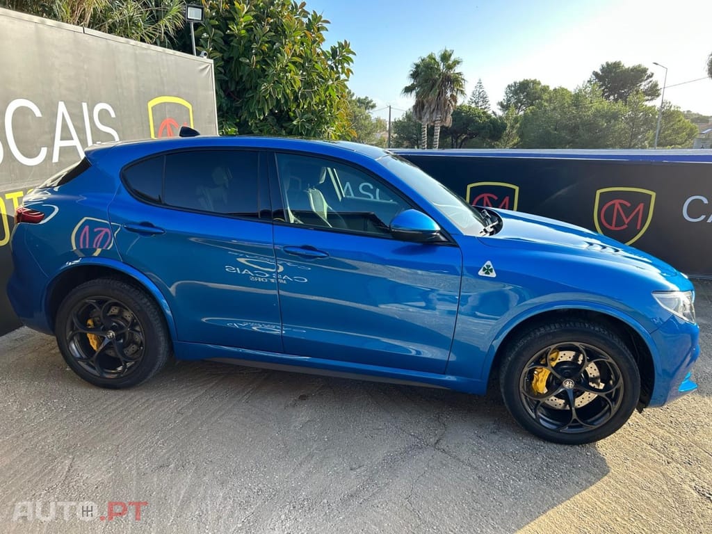 Alfa Romeo Stelvio V6 2.9 Bi-Turbo AT8-Q4 Quadrifoglio