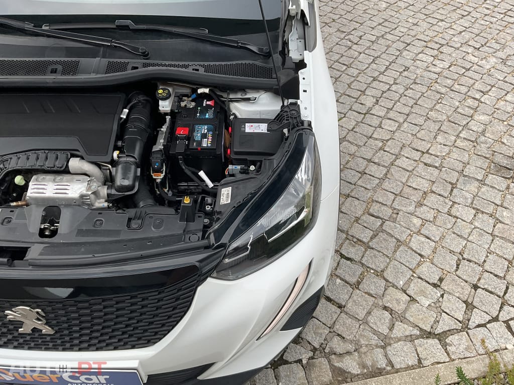 Peugeot 2008 1.2 PureTech Active Pack