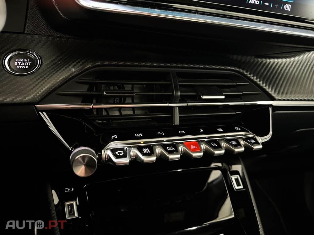 Peugeot E-2008 50 kWh GT Pack