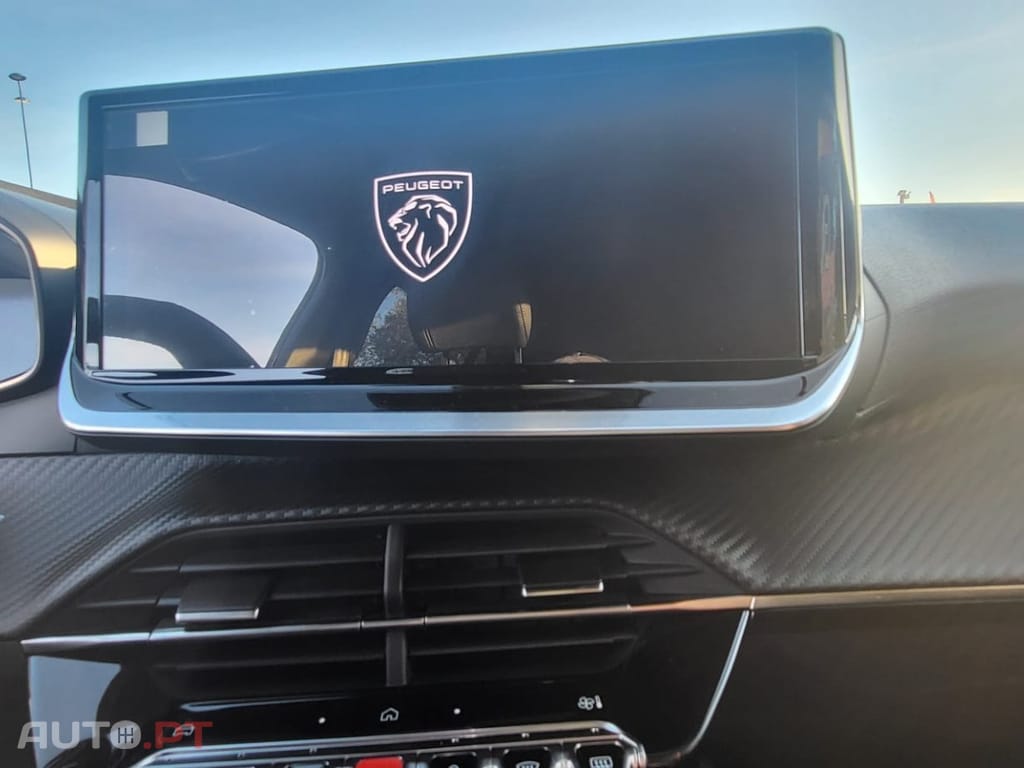 Peugeot 2008 1.2 PureTech Allure Pack