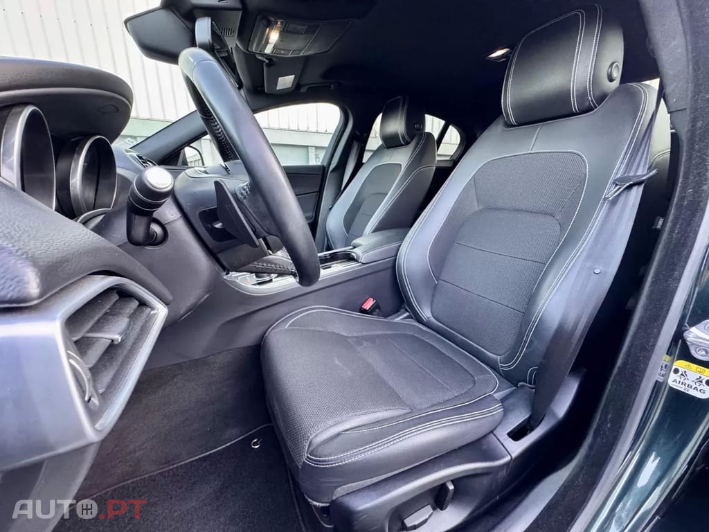 Jaguar XE 2.0 D R-Sport Aut.