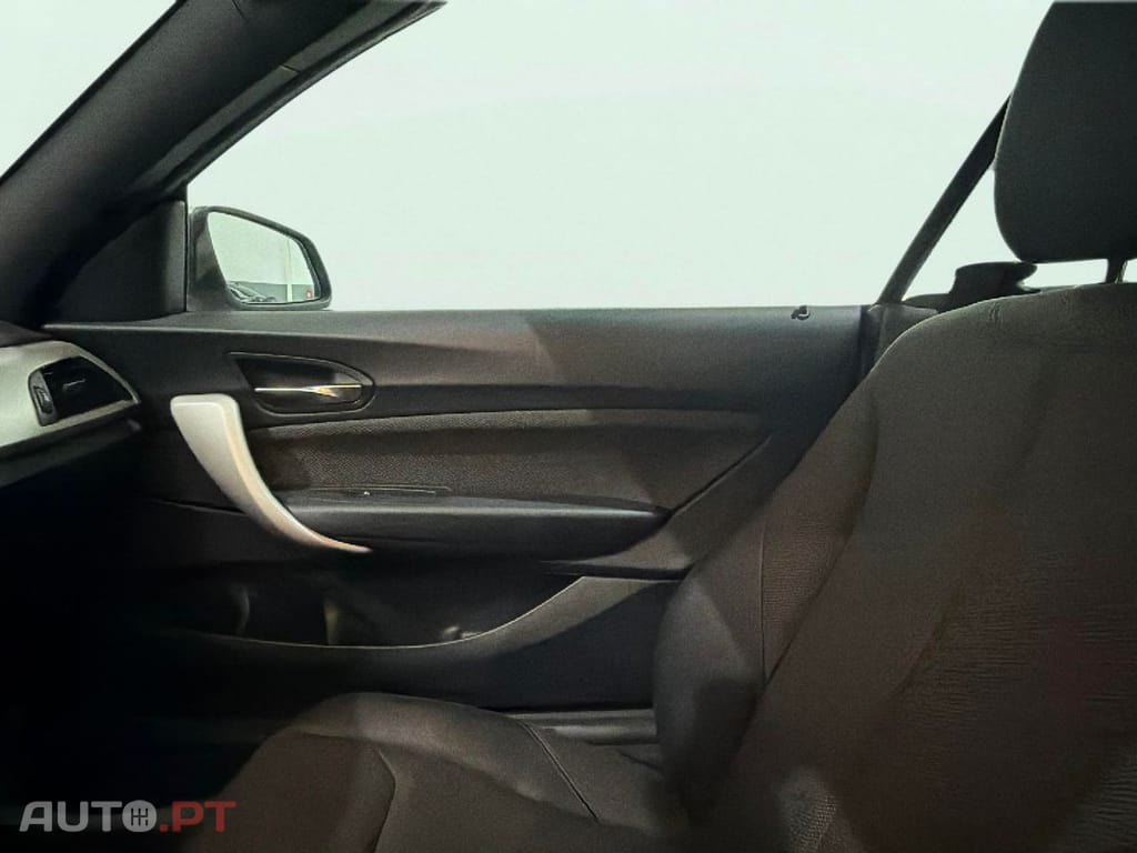 BMW 218 i Cabrio Line Sport