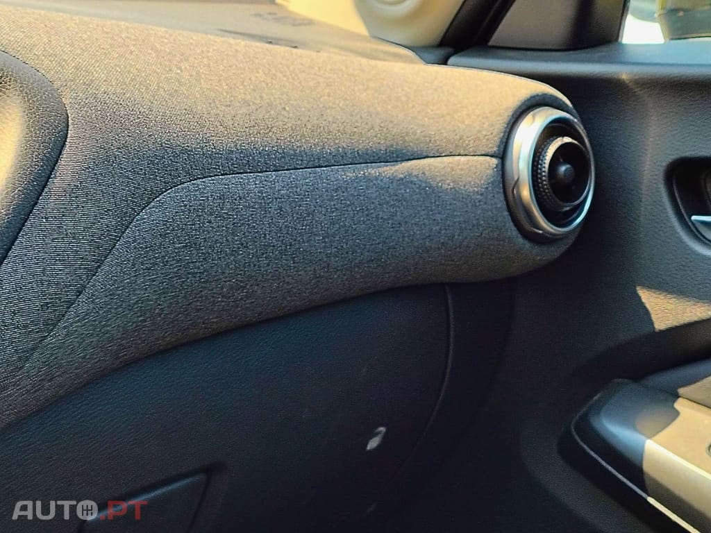 Nissan Juke 1.0 DIG-T N-Design Silver DCT