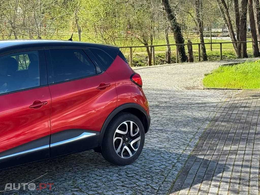 Renault Captur 1.2 TCe Exclusive EDC