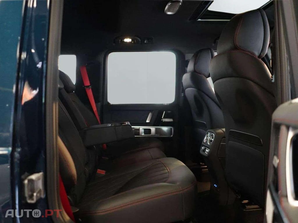Mercedes-Benz G 63 AMG FACELIFT KEYLESS CARBON