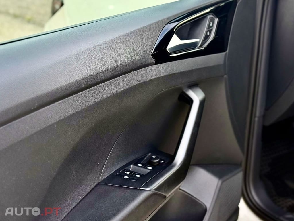 Volkswagen T-Cross 1.0 TSI
