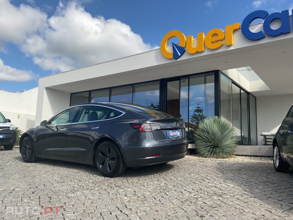 Tesla Model 3 Standard RWD Plus