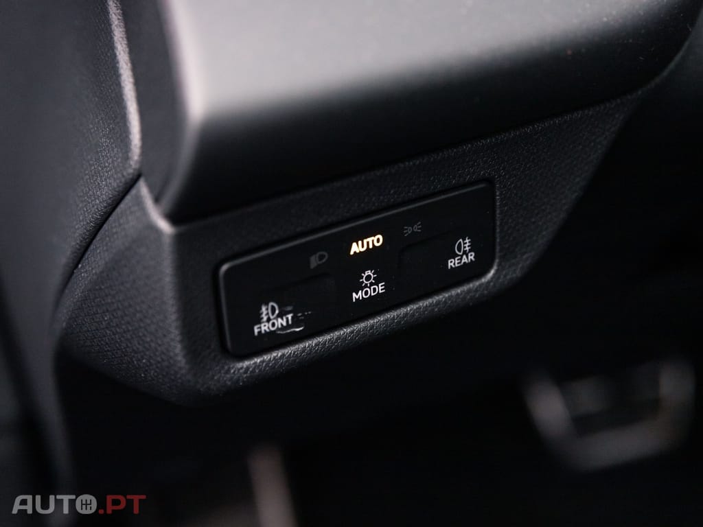 Cupra Terramar 1.5 e-Hybrid Tribe Edition DSG