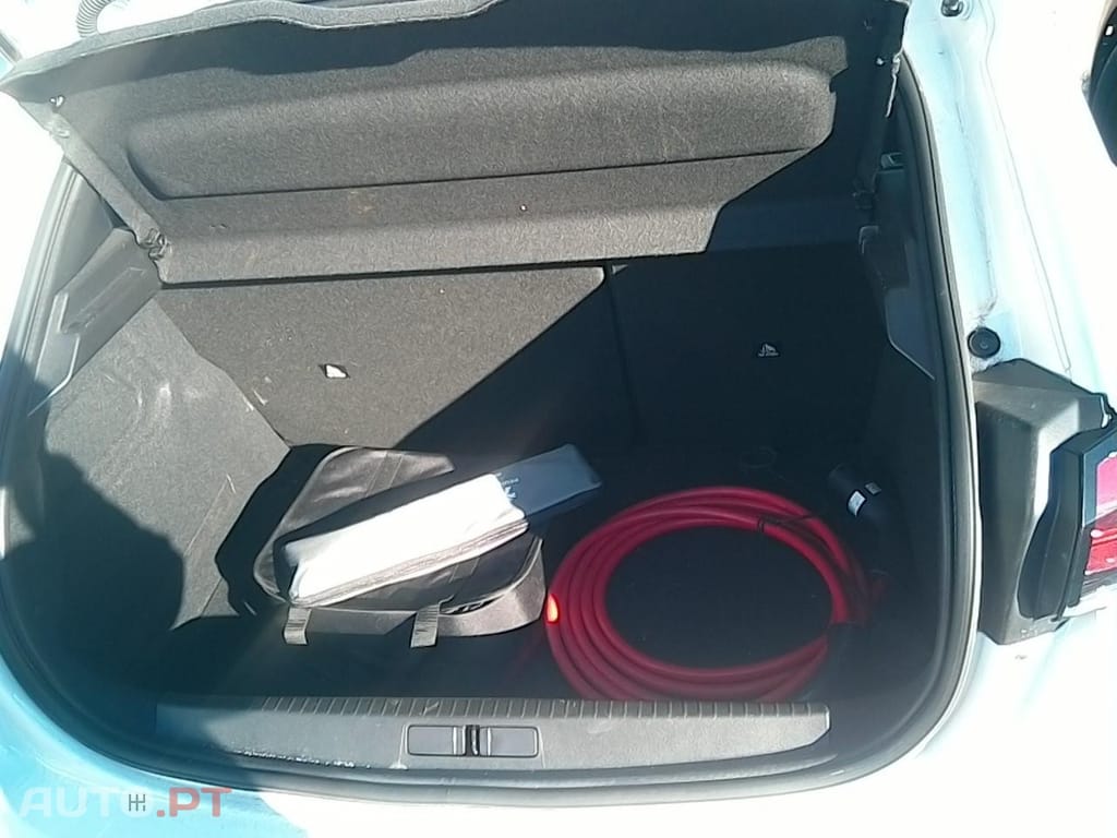 Peugeot E-208 50 kWh Active Pack