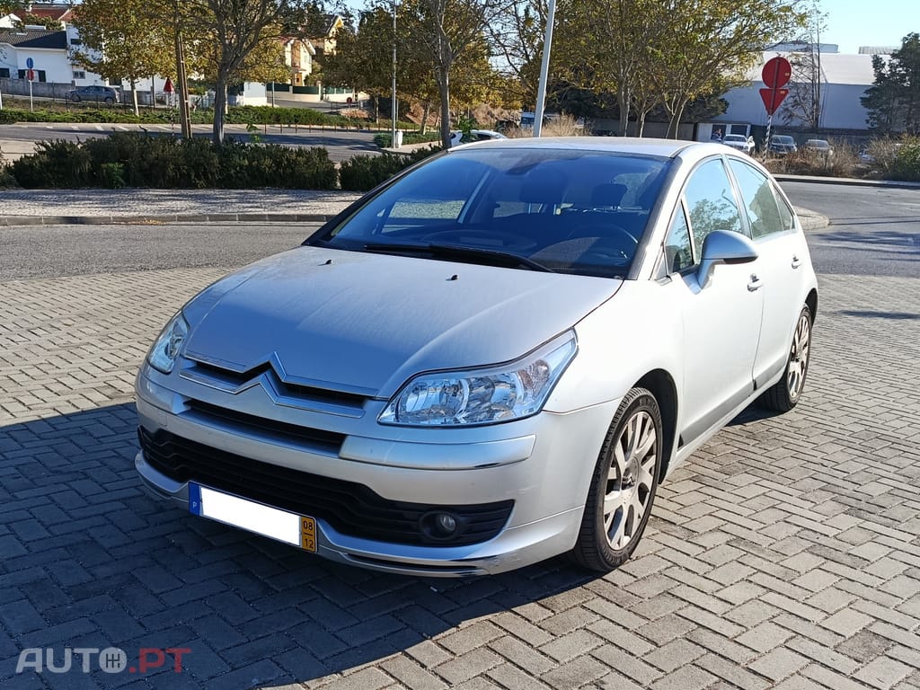 Citroen C4 1.6 HDi 110 cv VTR Pack