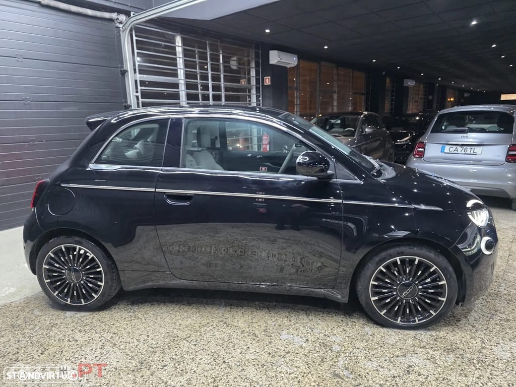 Fiat 500e La Prima