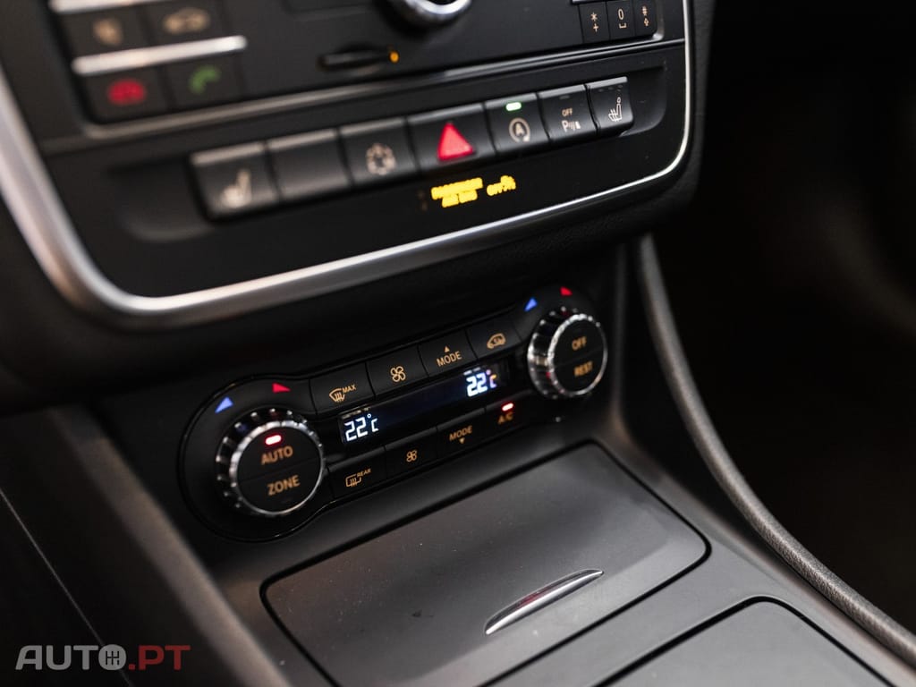 Mercedes-Benz CLA 220 (CDI) d 7G-DCT Orange Art Edition