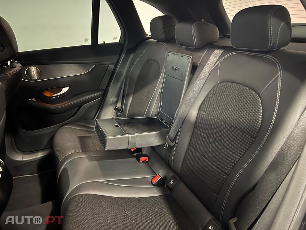 Mercedes-Benz GLC 300 de 4Matic 9G-TRONIC Exclusive