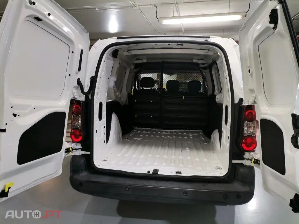 Peugeot Partner 1.6 BlueHDi L2 Premium 3L