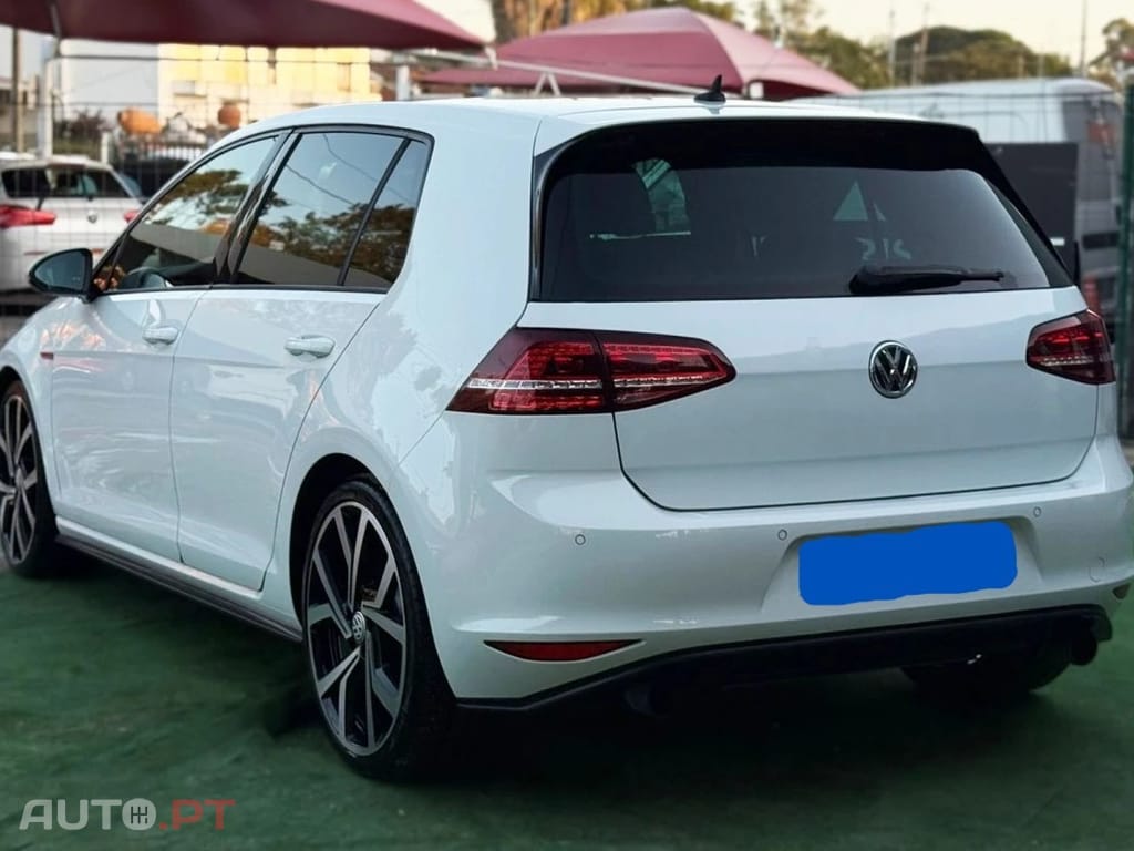 Volkswagen Golf 2.0 TSi GTi