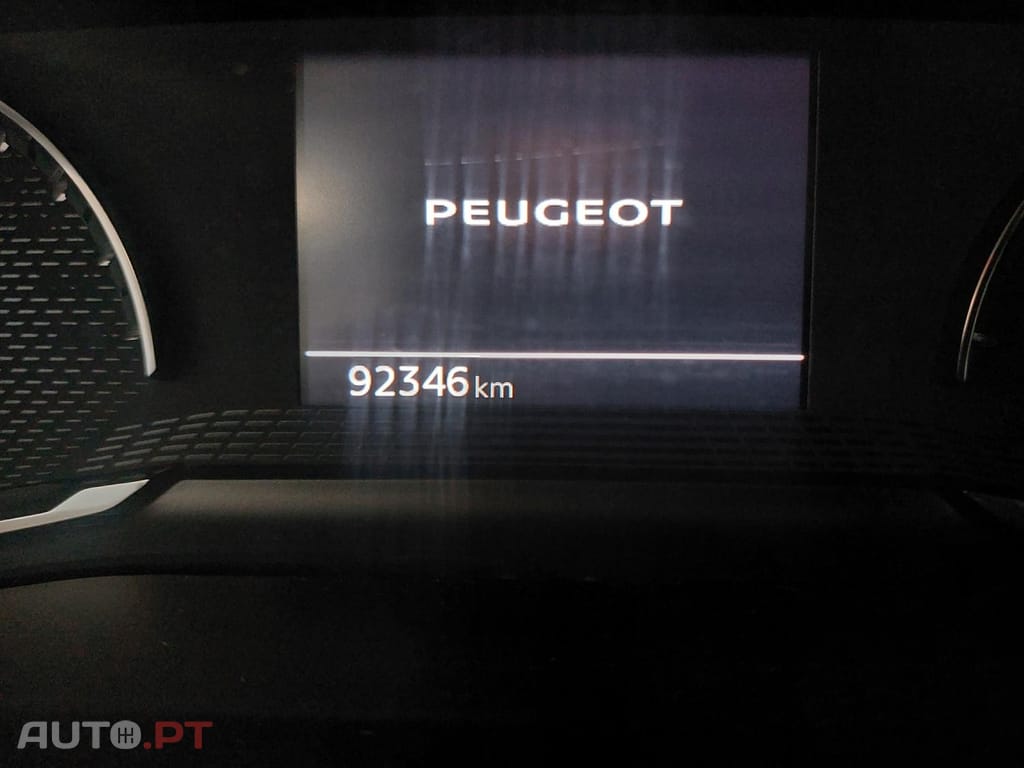 Peugeot 2008 1.2 PureTech Active