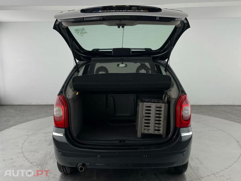 Citroen Xsara Picasso 1.6i Exclusive