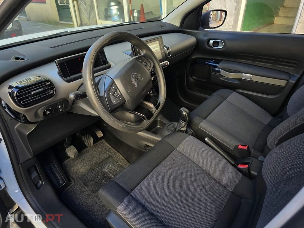 Citroën C4 Cactus PureTech 82 Feel — fotografia 9