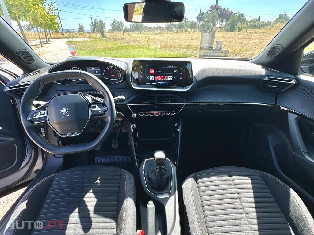 Peugeot 2008 1.2 PureTech Active Pack