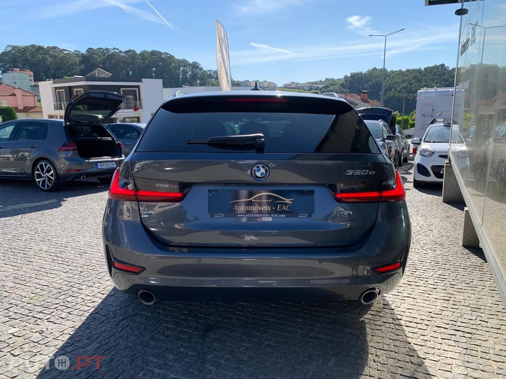 BMW 320 e Touring Line Luxury Auto