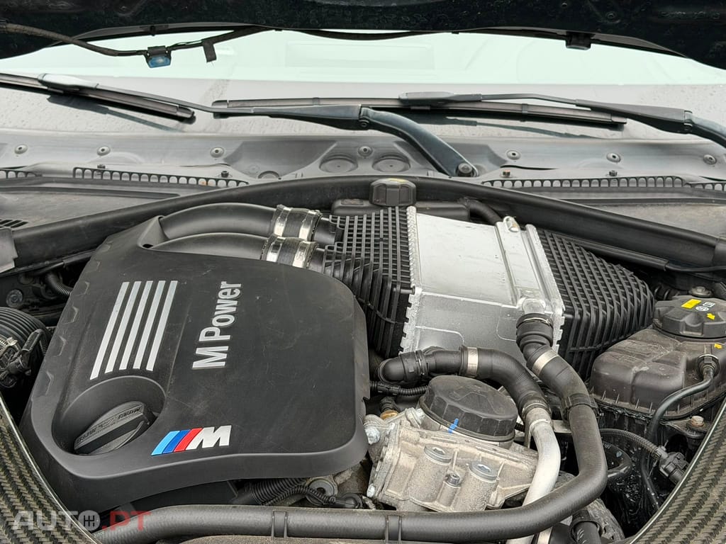 BMW M4 Auto
