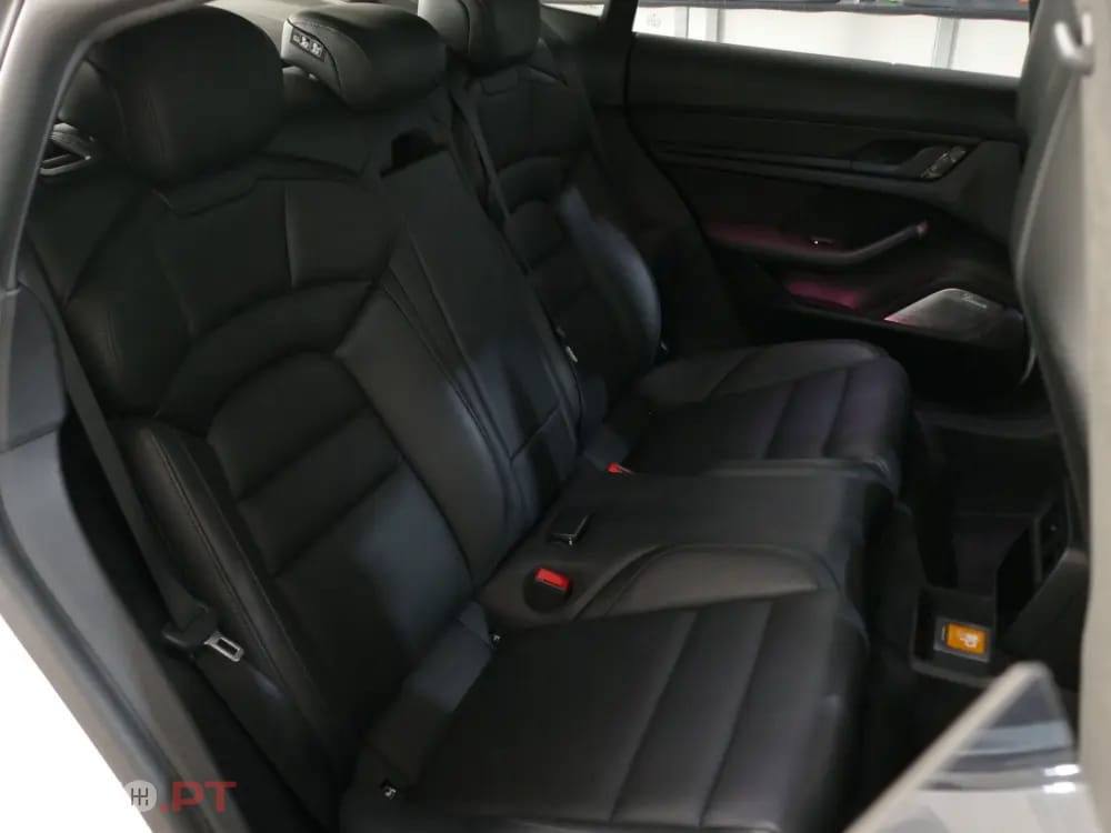Porsche Taycan Turbo S — fotografia 34