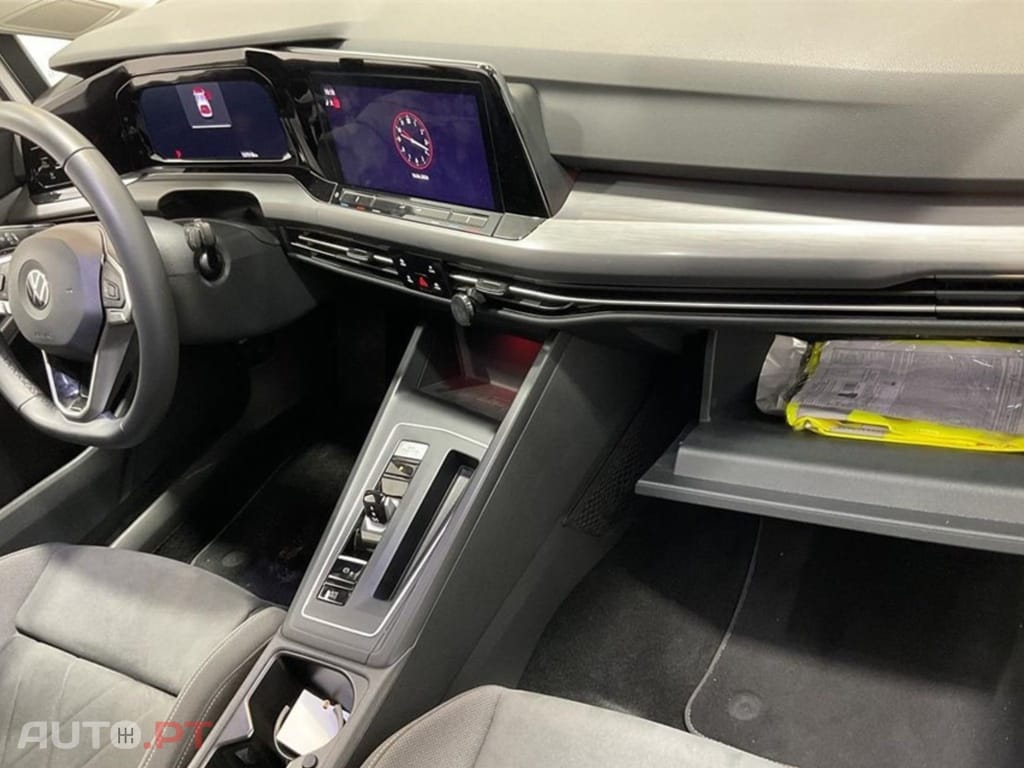 Volkswagen Golf 1.4 TSI e-Hybrid DSG