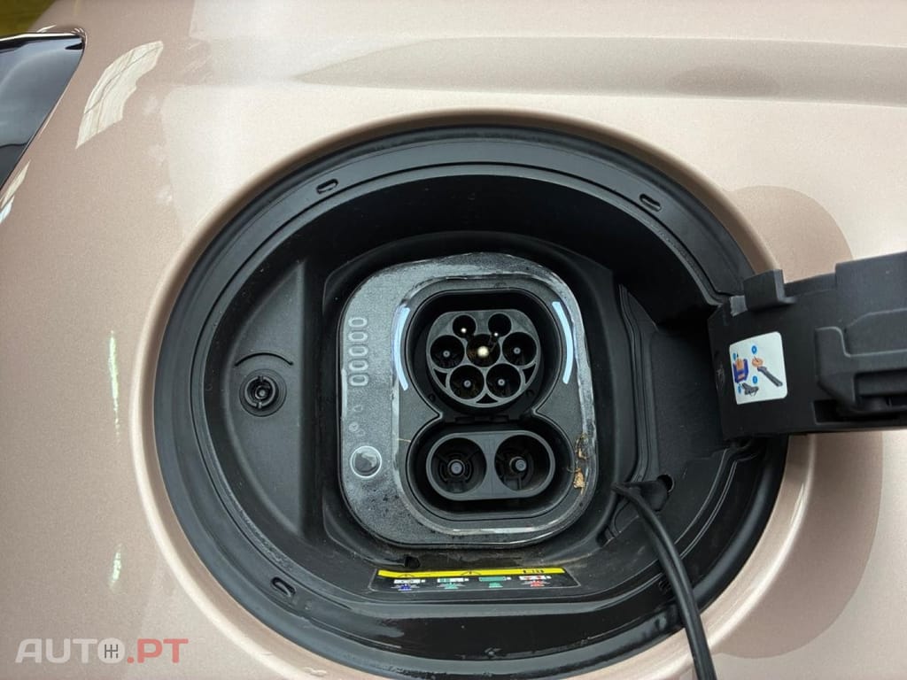 Fiat 500e La Prima
